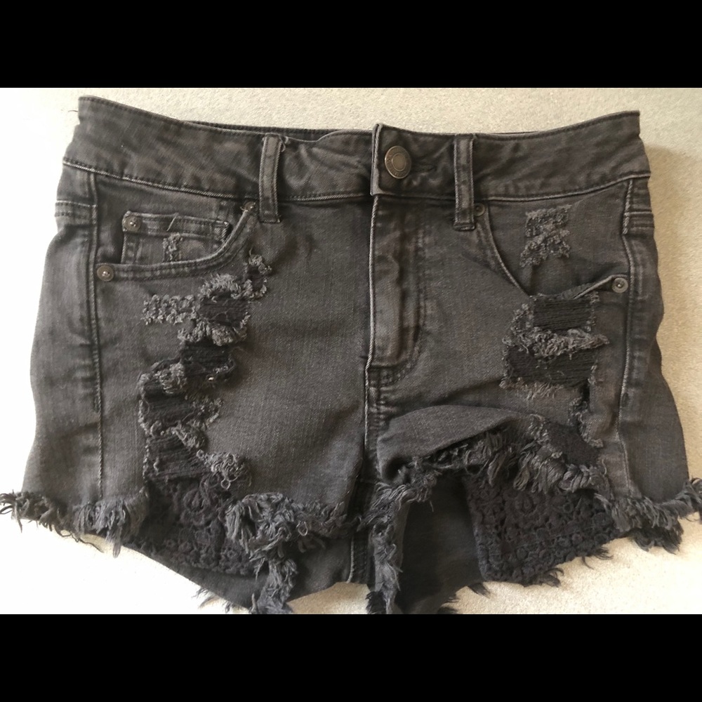 American Eagle Hi-rise Black denim shorts